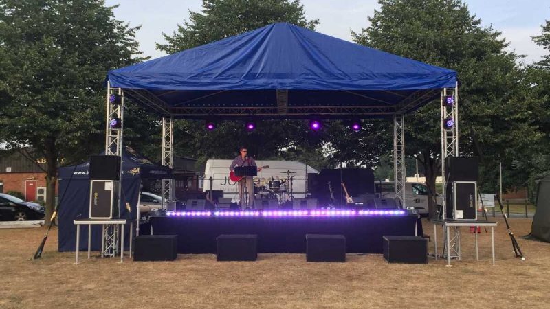Details On Outdoor Stage Hire For Events