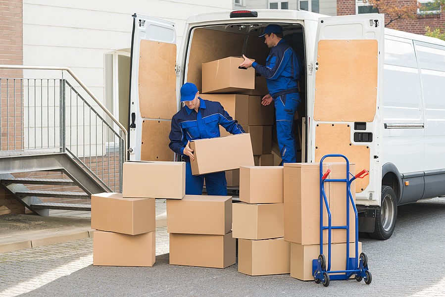 Learn What A Professional Has To Say About The Removal Companies