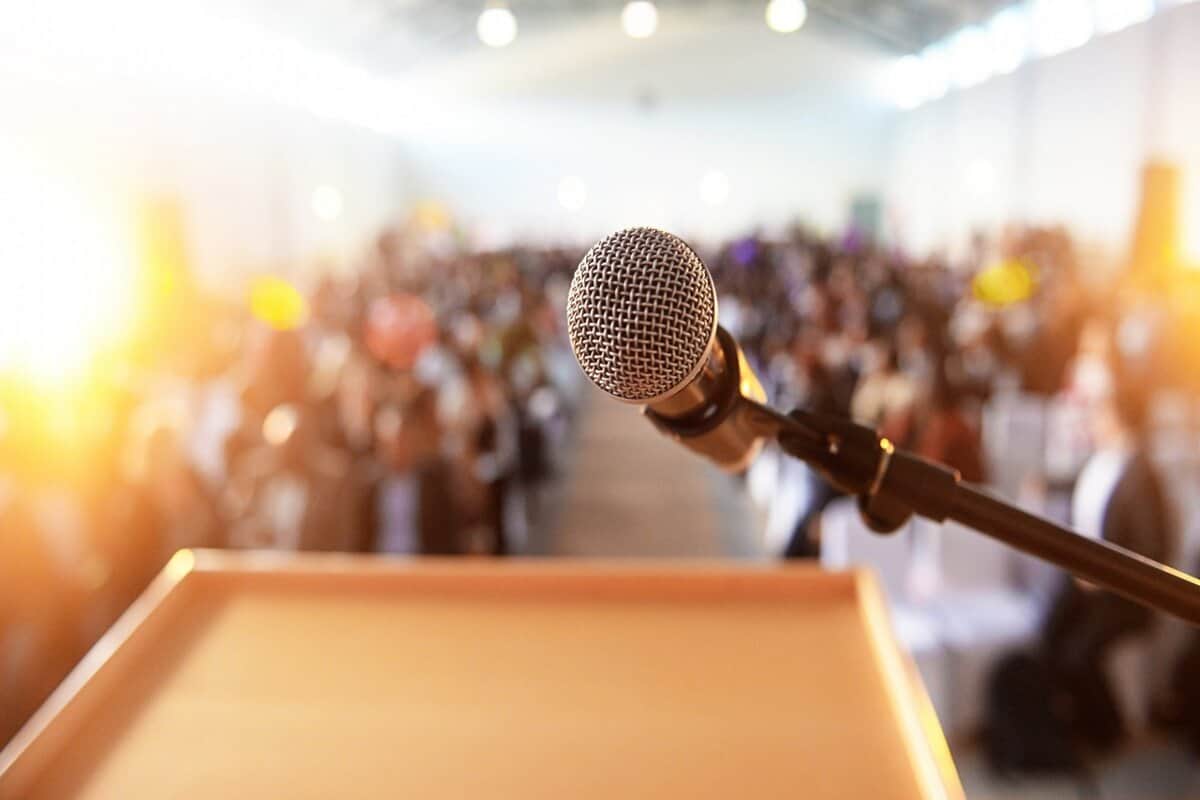 The Value Of Inspirational Business Speakers