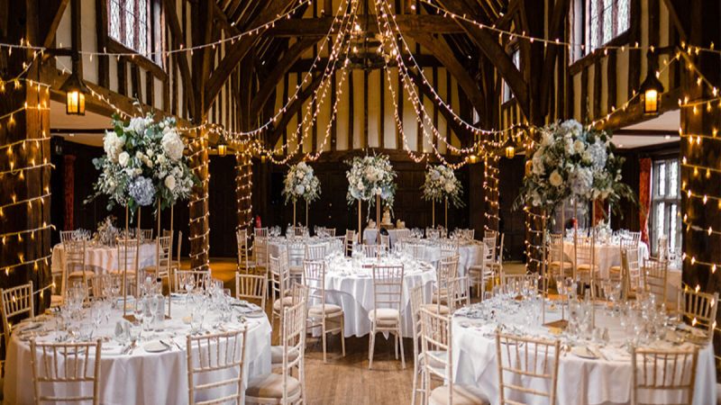 All You Want To Know About The Hire Lighting For A Wedding